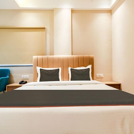 Collection O Hotel Mint Indore Exterior foto