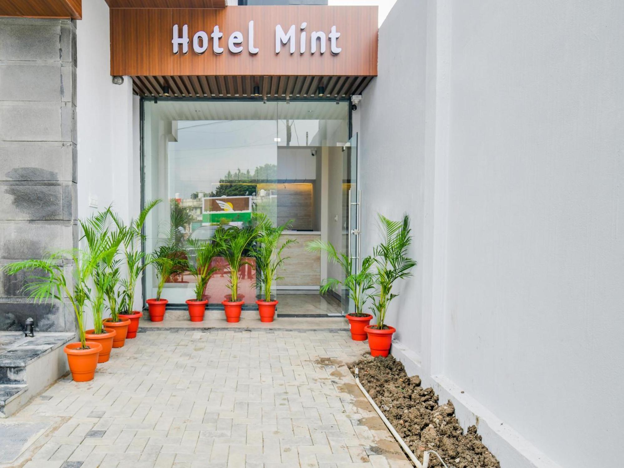 Collection O Hotel Mint Indore Exterior foto