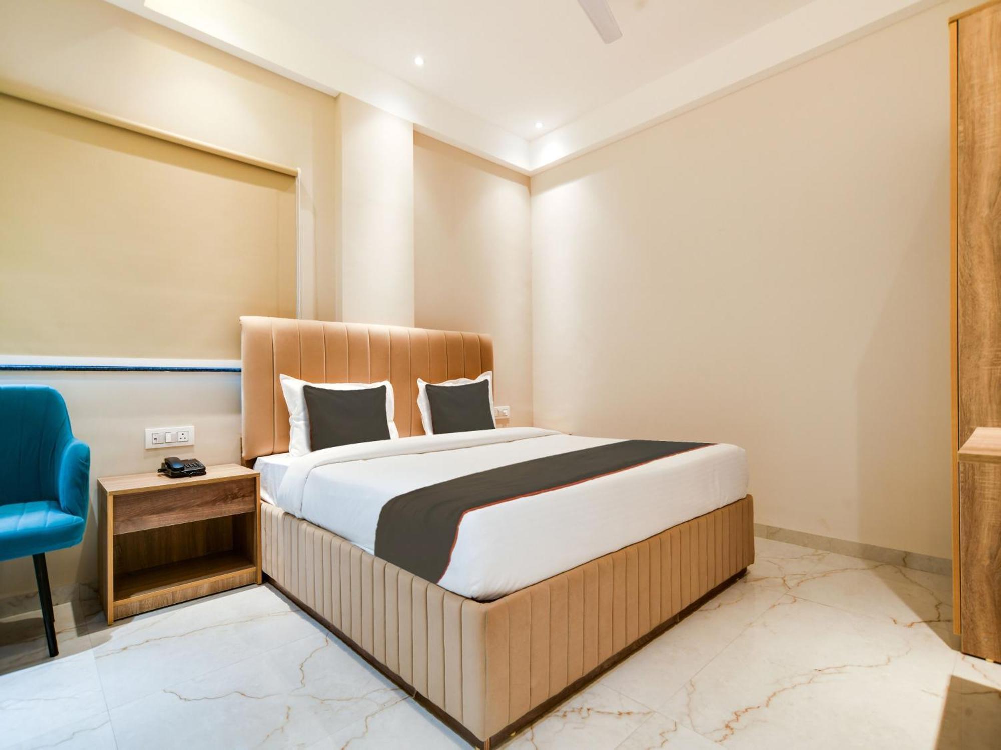 Collection O Hotel Mint Indore Exterior foto